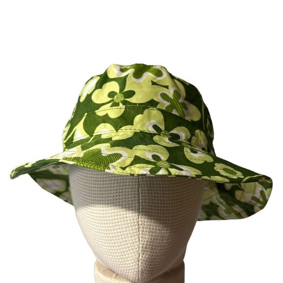 MECCA Vintage XL Crewneck T-Shirts with Matching Floral Bucket Hat - Picture 6 of 11